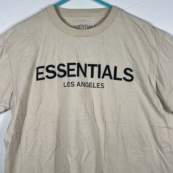 🔥🔥 ESSENTIALS LOS ANGELES Streetwear Cream RARE T-Shirt Size LARGE - PERFECT - Picture 1 of 9